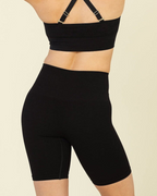 Essential Compressive Short 8"