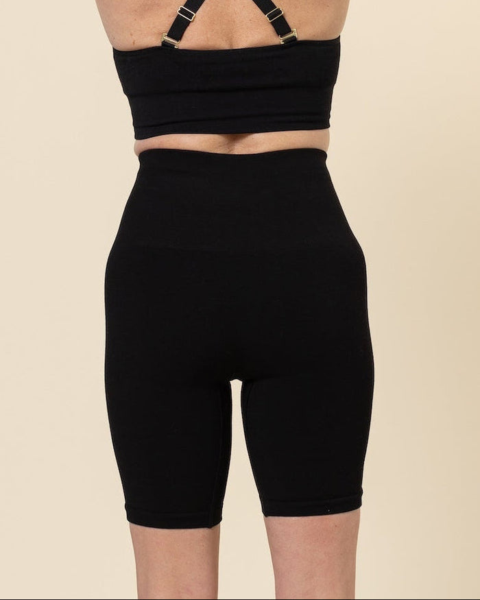 Essential Compressive Short 8"