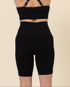 Essential Compressive Short 8"