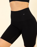 Essential Compressive Short 8"