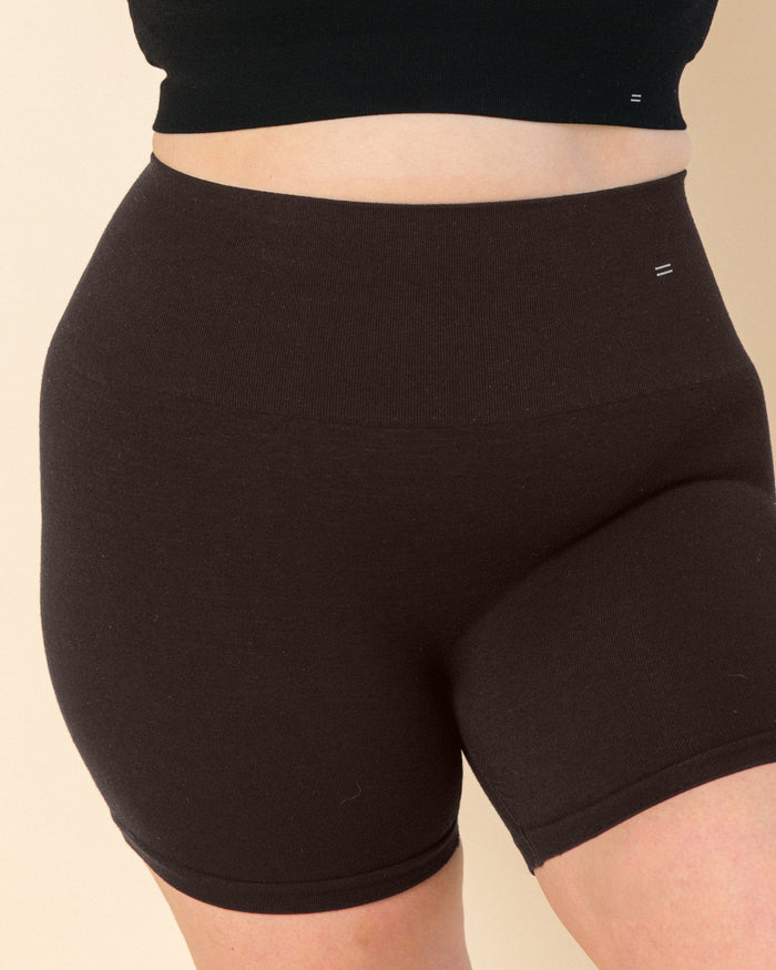 Essential Compressive Short 6"