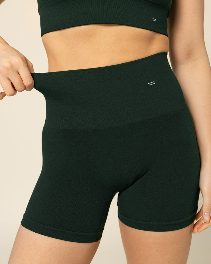 Essential Compressive Short 6"